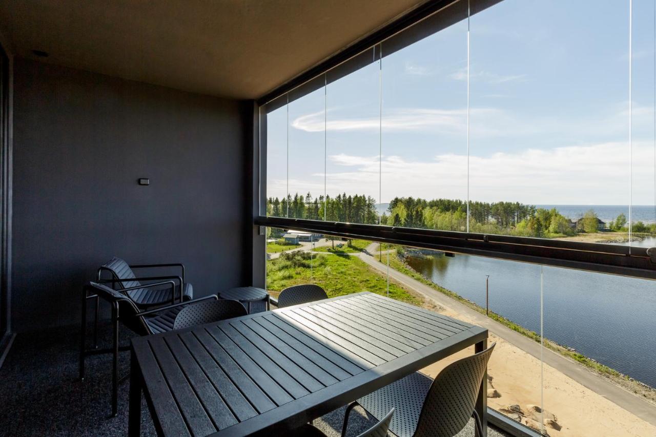 Marina Chalets Studios By Hiekka Booking - Sisaeltaeae Liinavaatteet Ja Loppusiivouksen Kalajoki Værelse billede